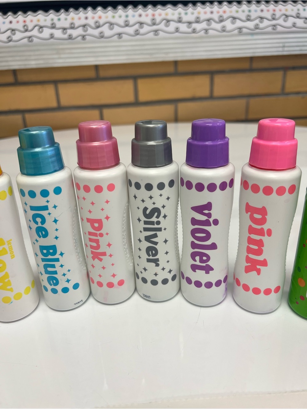 Art Dot Markers - Multi Color Set - Picture 3 of 4